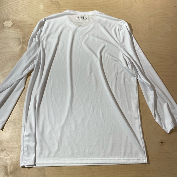 Under Armour Long Sleeve Tee Large (CA) - Picture 11 of 12